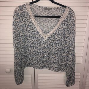 NWOT Stradivarius Blue and White Blouse